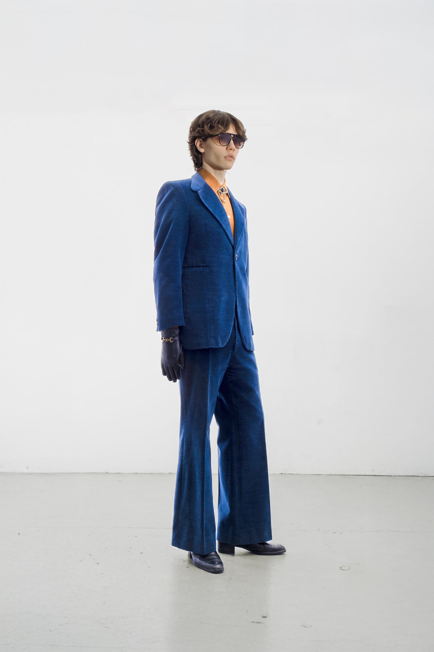Costume élégant en velours