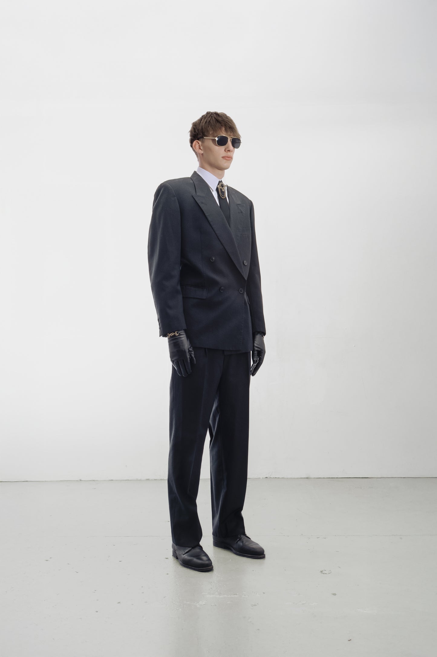 Costume croisé gris