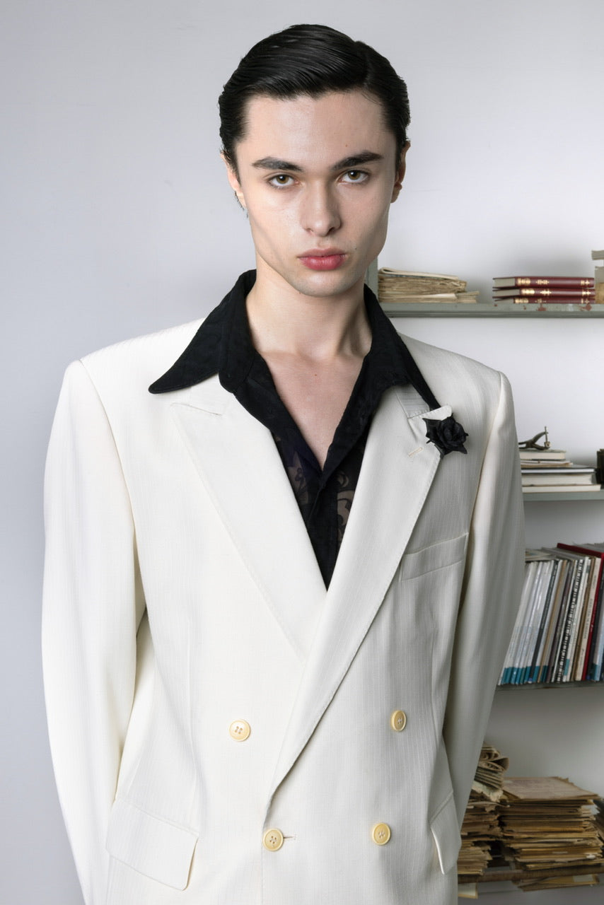 Ensemble croisé à fines rayures