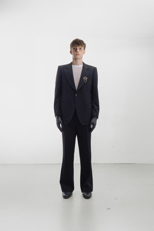 Costume noir en laine
