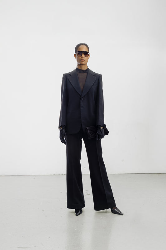 Costume noir en laine